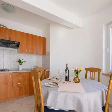 Ana-marija Apartment Nin