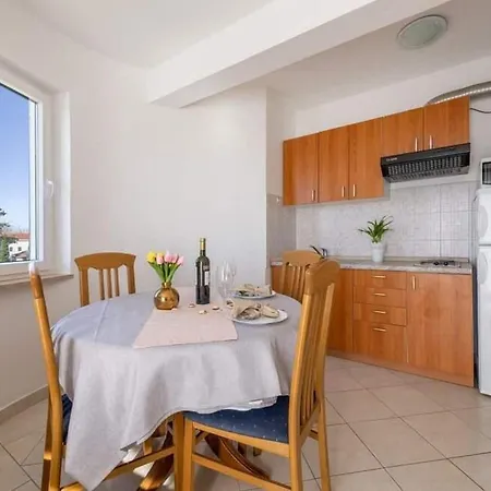 Ana-marija Apartment *