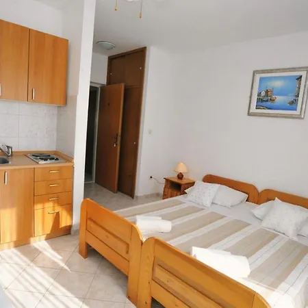 Apartment Ana-marija