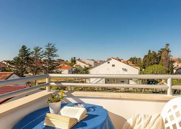 דירה Ana-marija נין