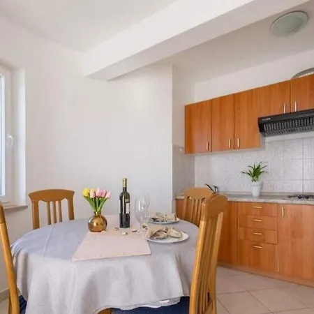 Apartamento Ana-marija *